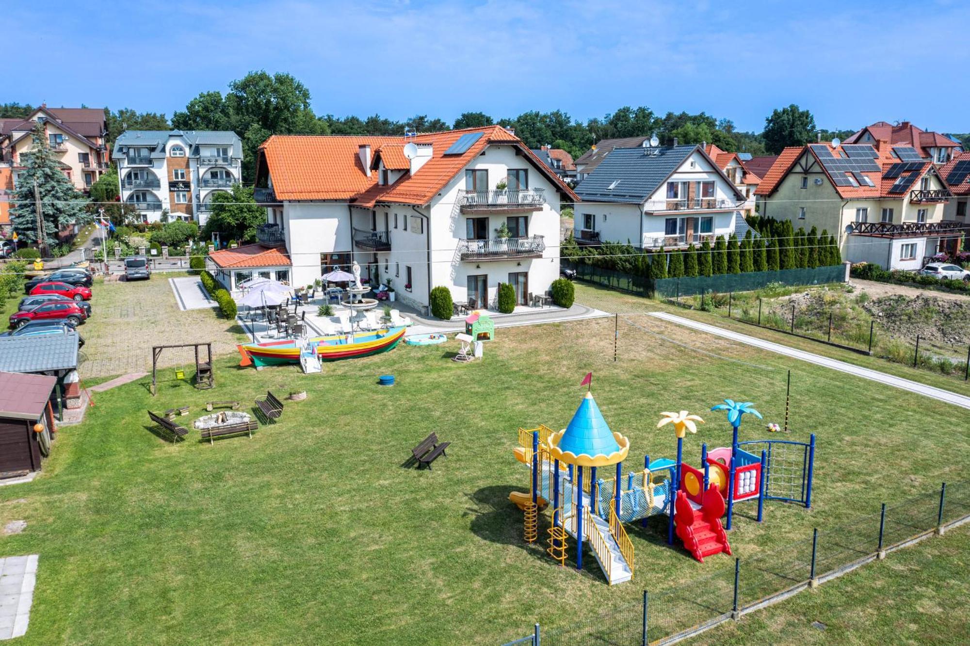 Pensjonat Riwiera Z Widokiem Na Zalew Wislany Krynica Morska Exterior foto