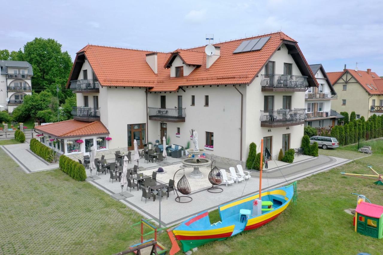 Pensjonat Riwiera Z Widokiem Na Zalew Wislany Krynica Morska Exterior foto